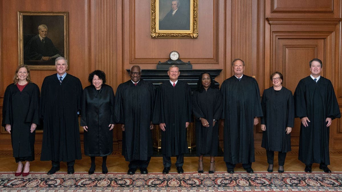 Fact Check: Trump's attacks on judges have gone largely unchallenged by the Supreme Court.