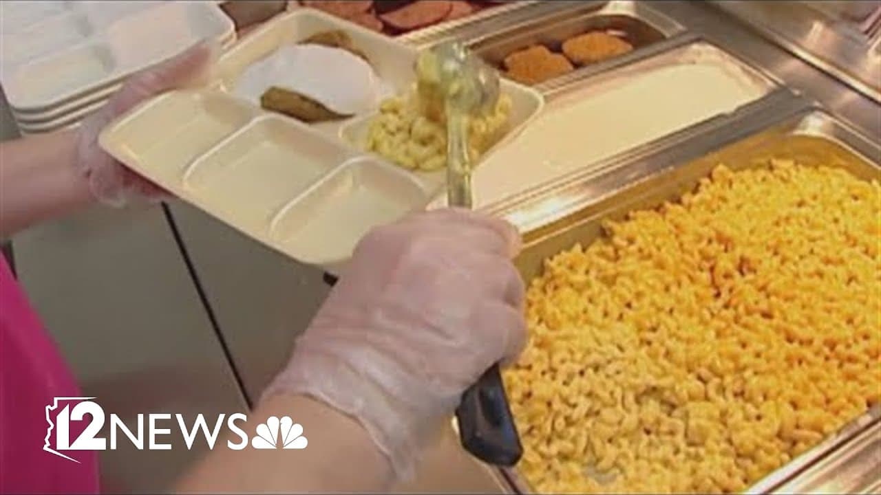 Fact Check: Federal aid freeze could jeopardize school meals for low-income students.