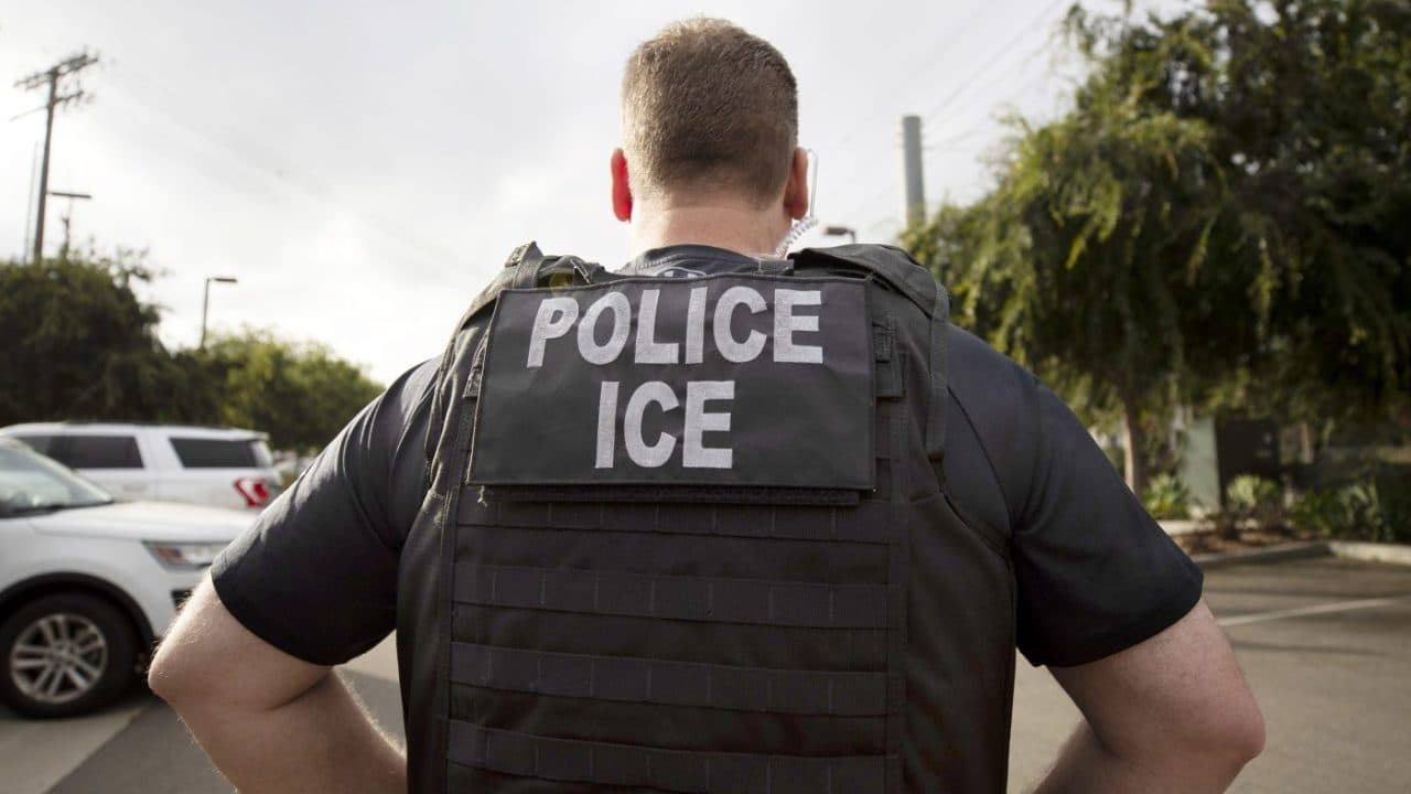 Fact Check: Civilians impersonating ICE officers pose a serious public safety threat.