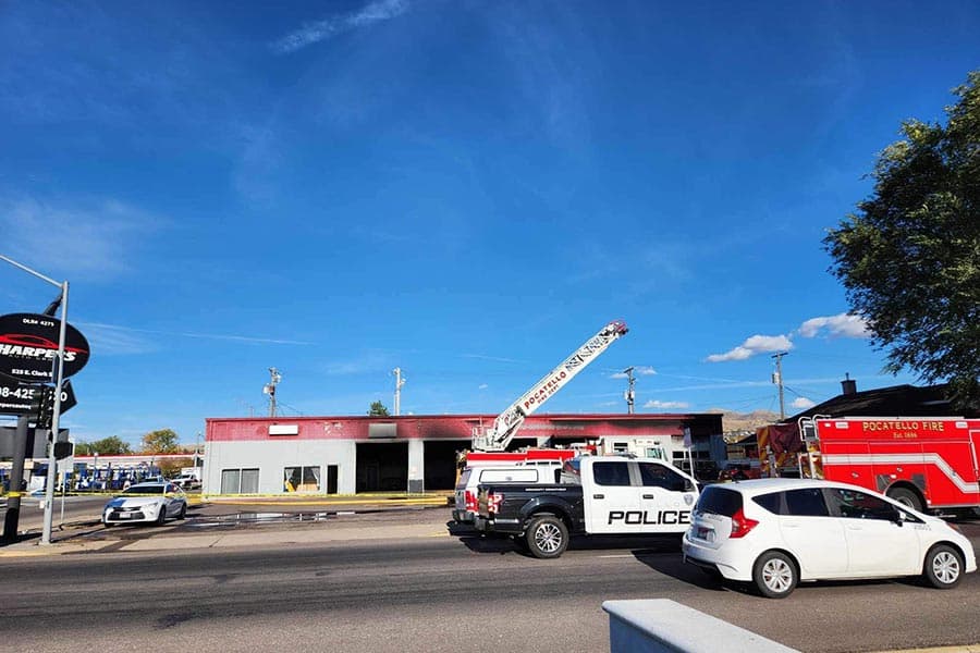 Fact Check: Firefighters endured hours of gunfire while battling blaze in Idaho.