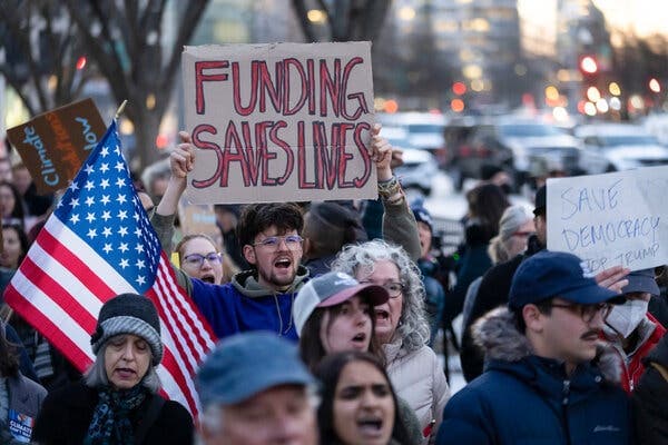 Fact Check: Protesters demand Trump administration halt NASA budget cuts.