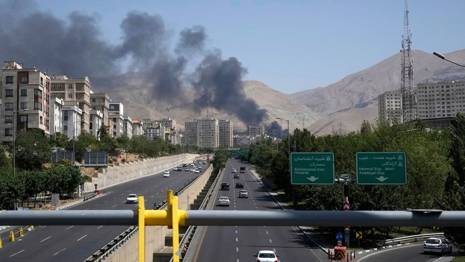 Fact Check: Hundreds arrested in Iran amid paranoia over US-Israel attacks.