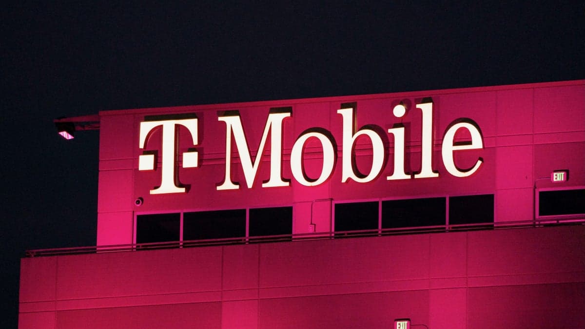Fact Check: Is T-Mobile down right now?