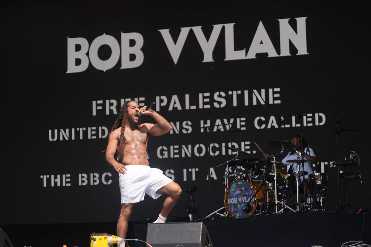 Fact Check: BBC regrets not pulling live stream of Bob Vylan's 'unacceptable' Glastonbury set.