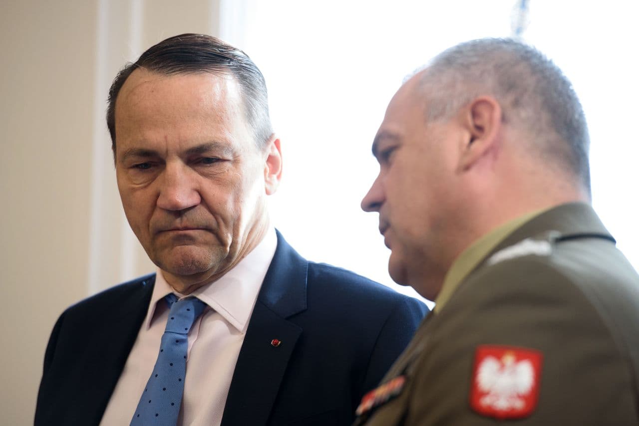Fact Check: Polish Foreign Minister predicts NATO's spending could trigger Putin's downfall.