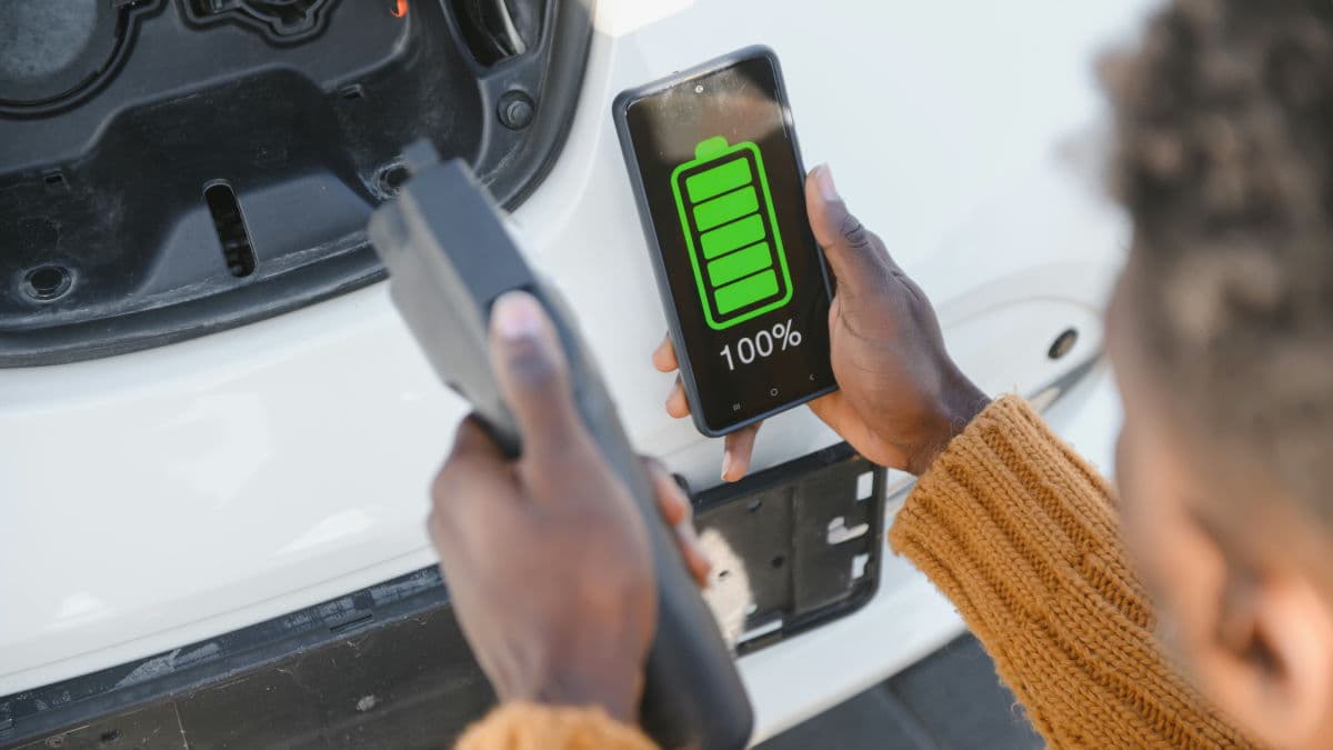 Fact Check: Lithium-ion batteries are commonly used in smartphones.