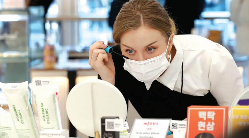 Fact Check: France is the largest cosmetics exporter globally.