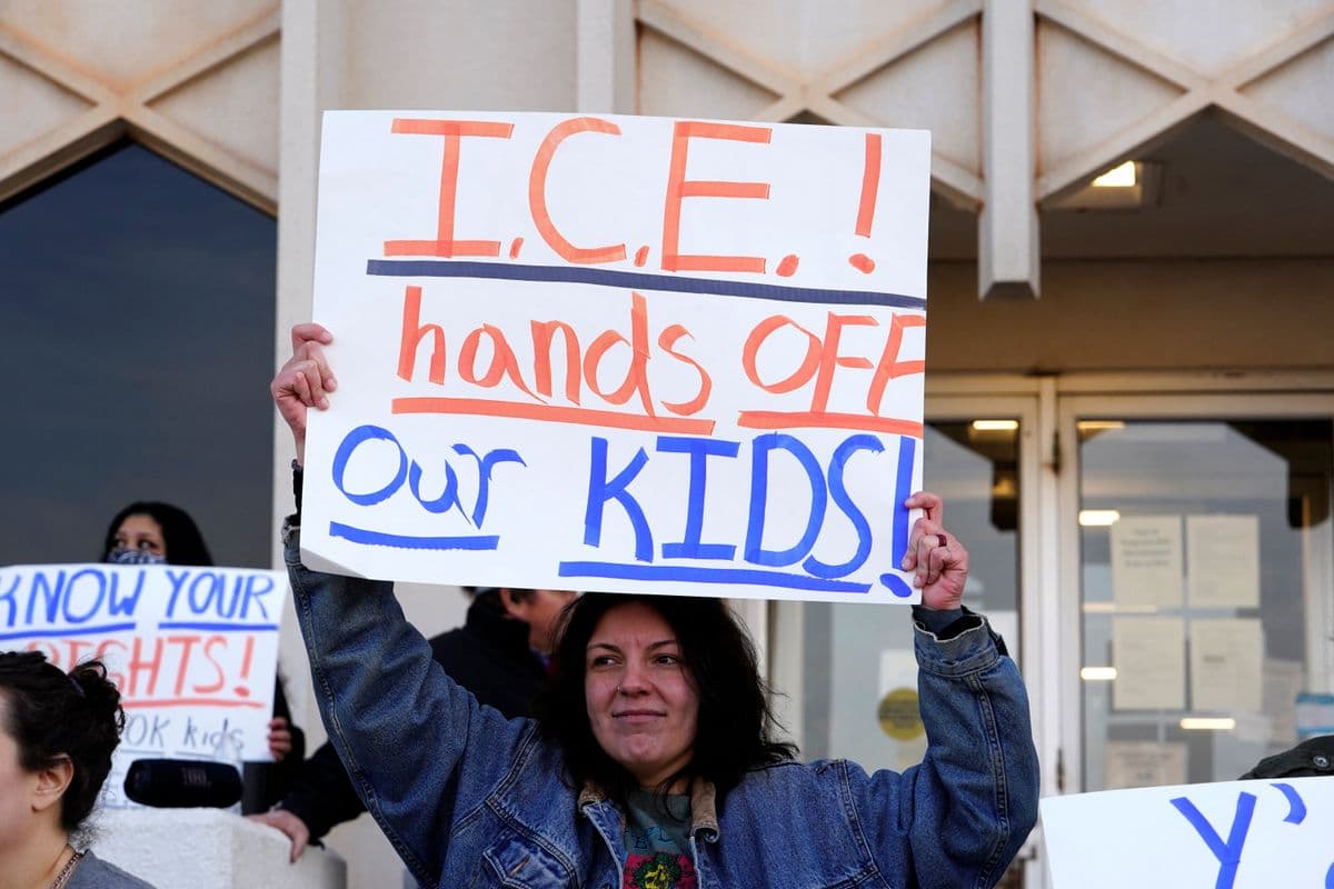 Fact Check: Public transportation ridership can decline due to fear of immigration enforcement.