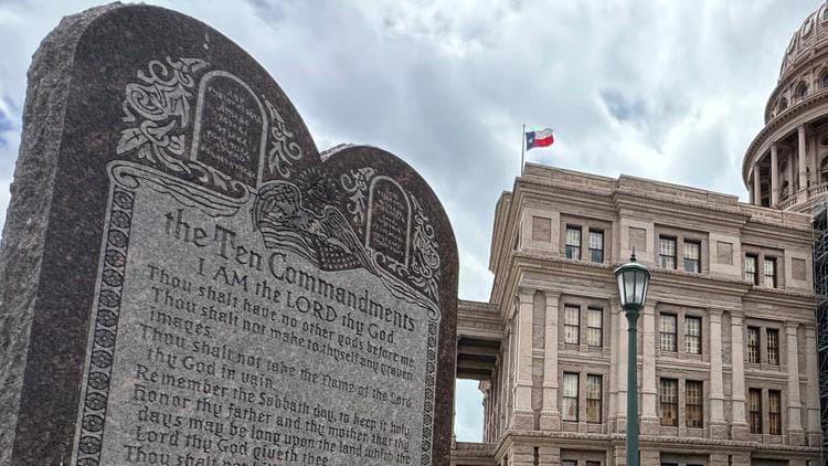 Fact Check: Texas republicans are trying to get the Ten Commandments put up in every school in texas