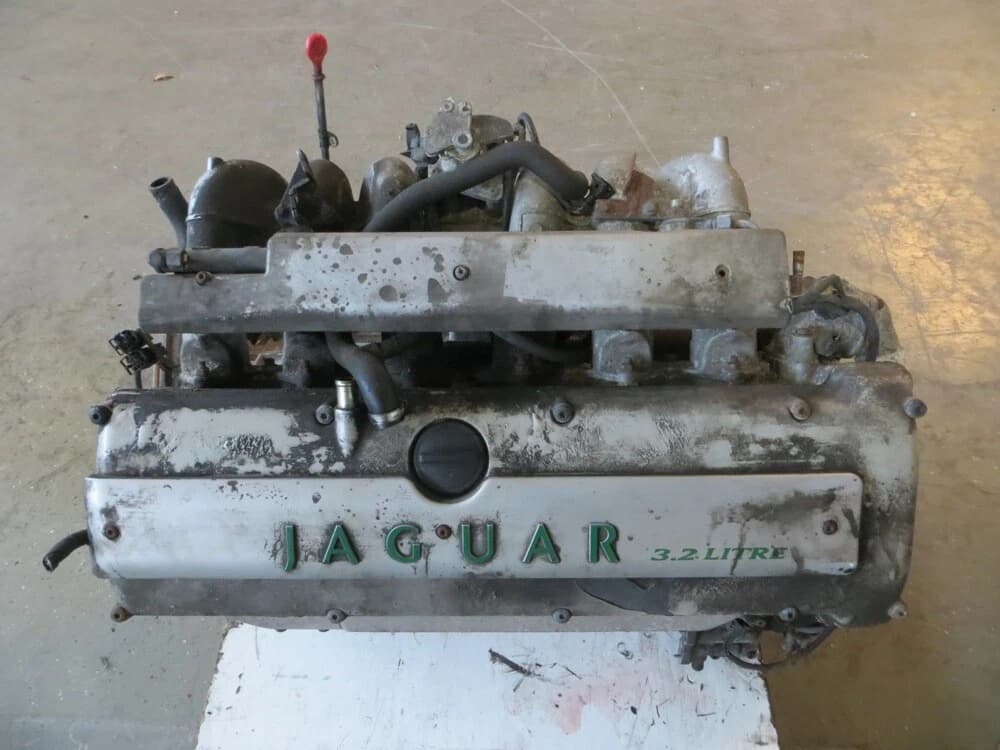 Fact Check: Is XJ6 engine same as R6?