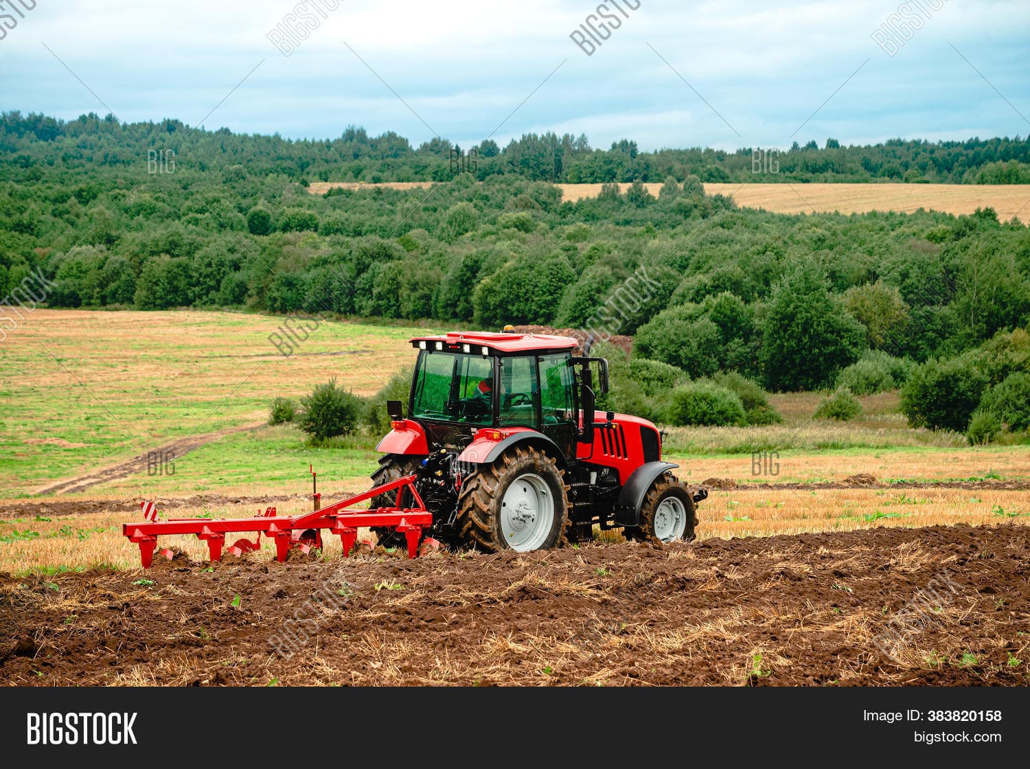Fact Check: Tractors are commonly used for plowing fields in agriculture.