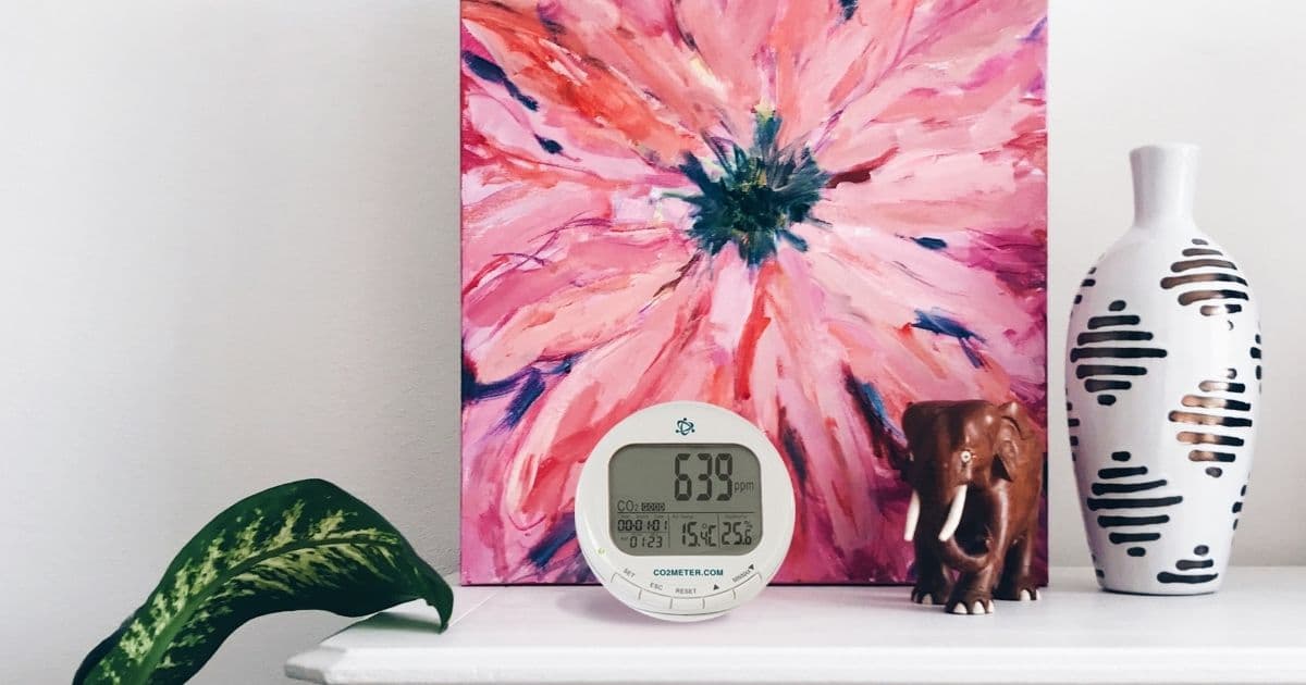 Fact Check: The average American spends about 90% of their time indoors.