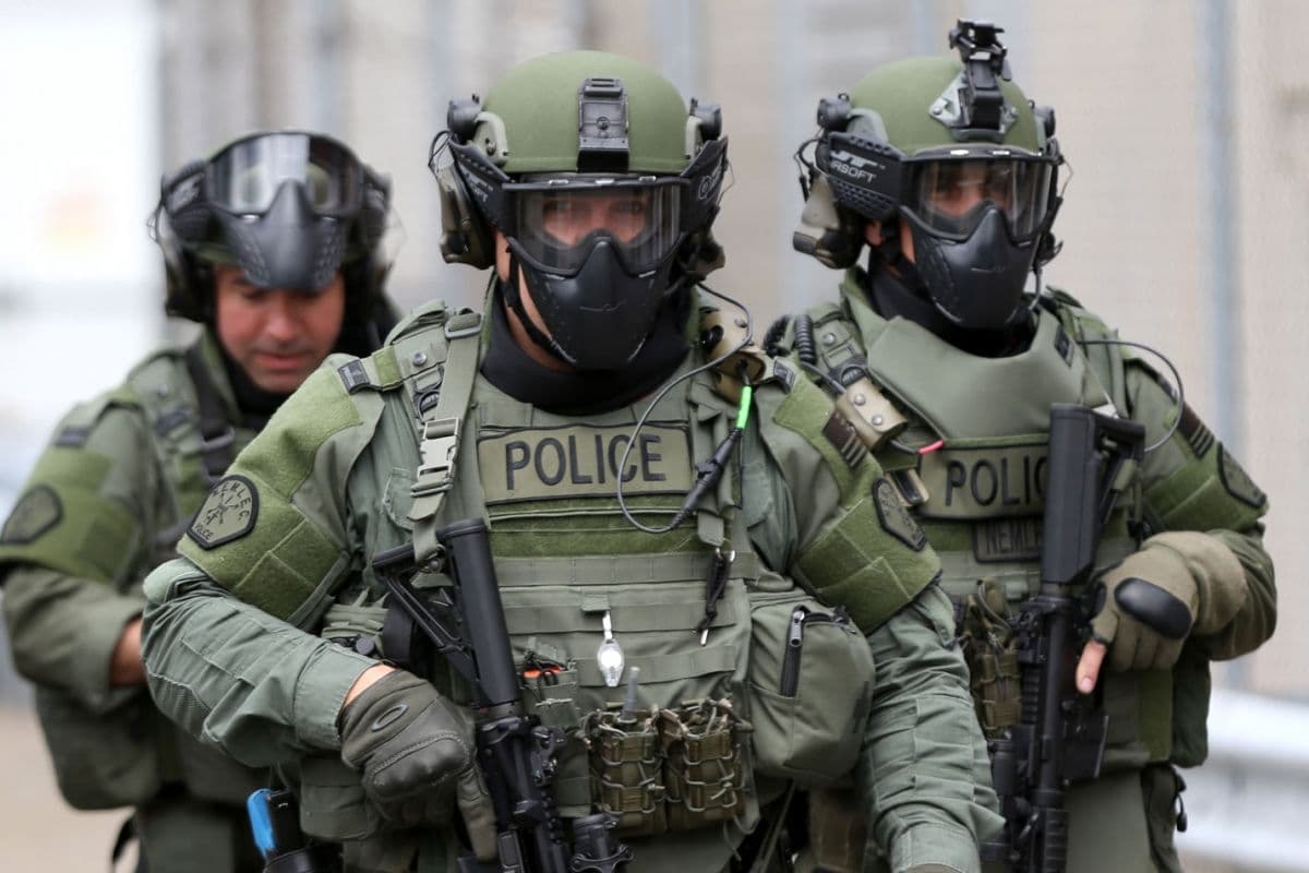 Fact Check: ICE's Special Response Teams are similar to FBI's SWAT Teams.