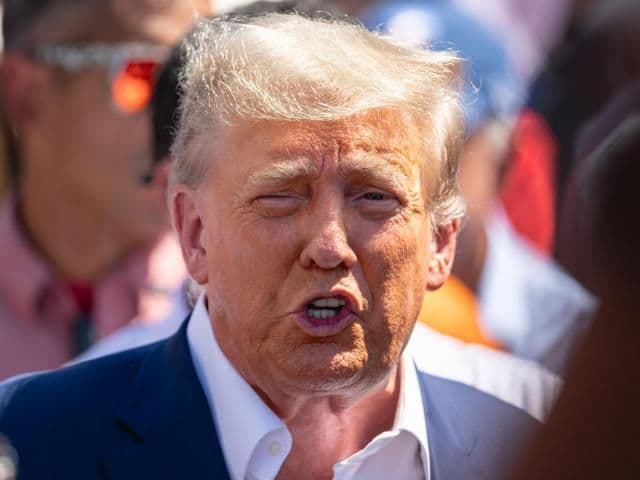 Fact Check: Trump: “I’m telling you, these countries are calling us up, kissing my ass. They are dying to make a deal. ‘Please, please, Sir, make a deal. I’ll do anything. I’ll do anything, sir.”