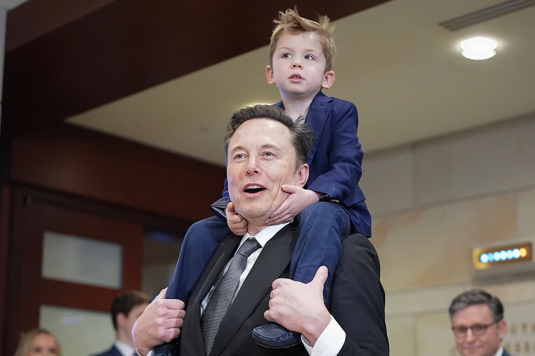 Fact Check: Elon Musk is a U.S. citizen.