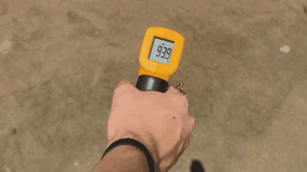 Fact Check: Heat waves can prompt government alerts and safety measures.