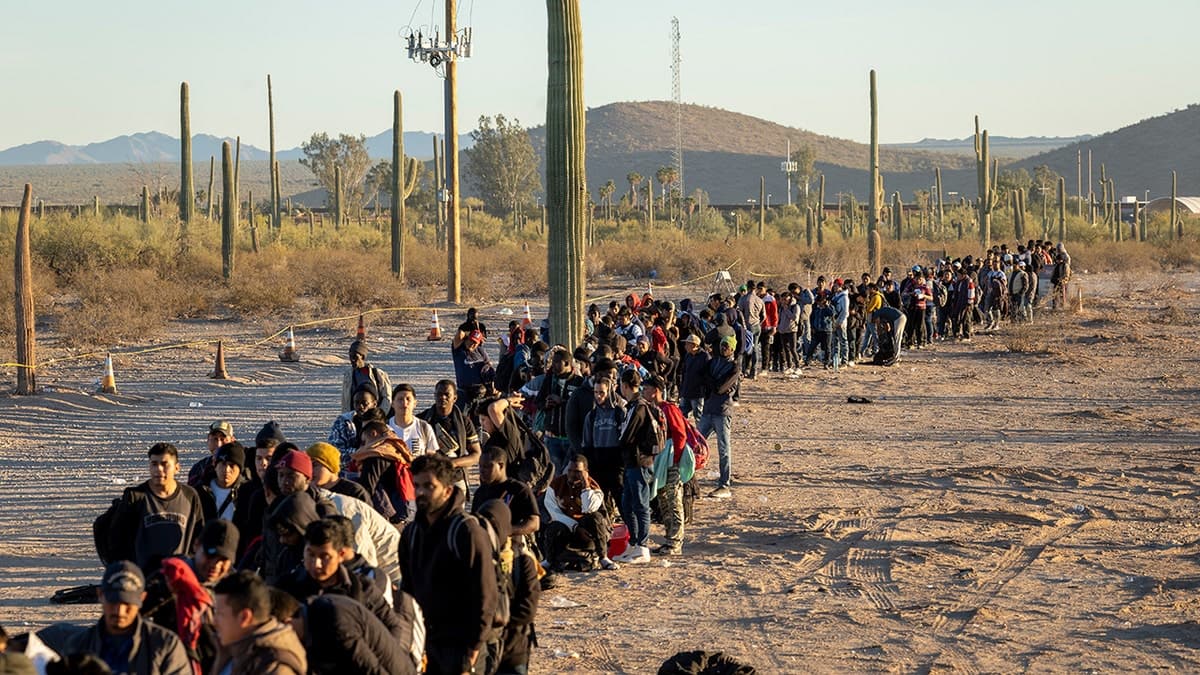 Fact Check: The ratio of immigrants without criminal records being turned away at the border was 30 to 1.