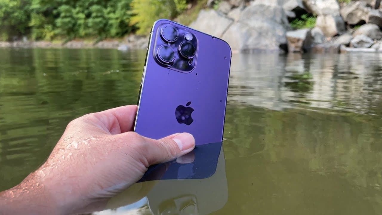 Fact Check: Is the iPhone 14 waterproof?