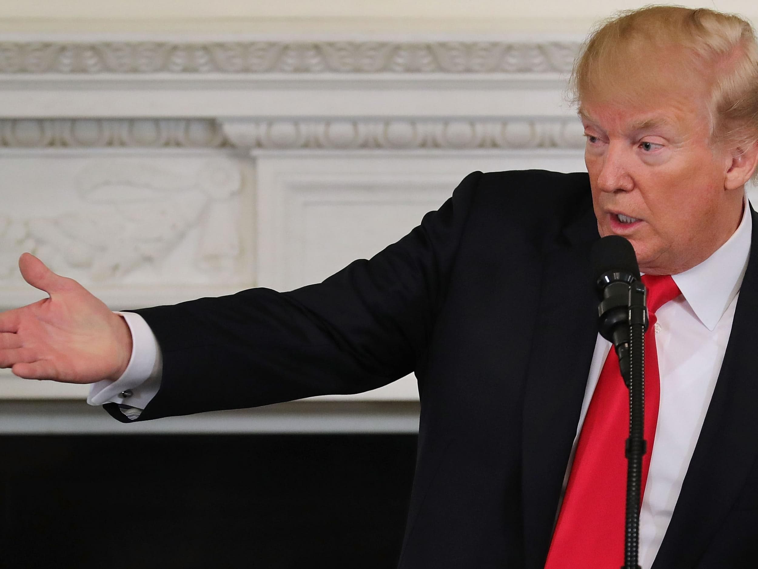 Fact Check: donald trump smells bad
