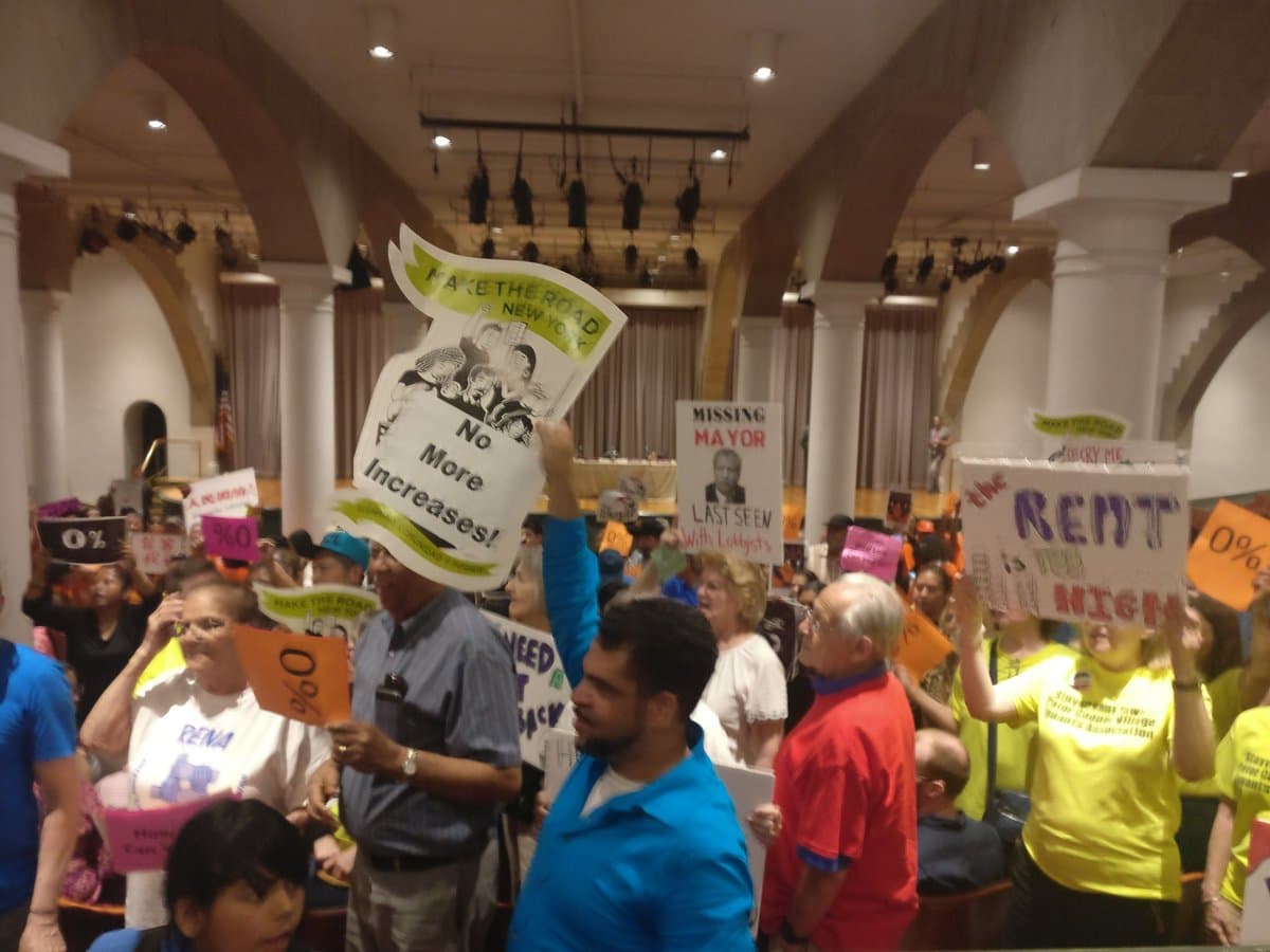 Fact Check: The Rent Guidelines Board sets legal rent increase limits in New York City.