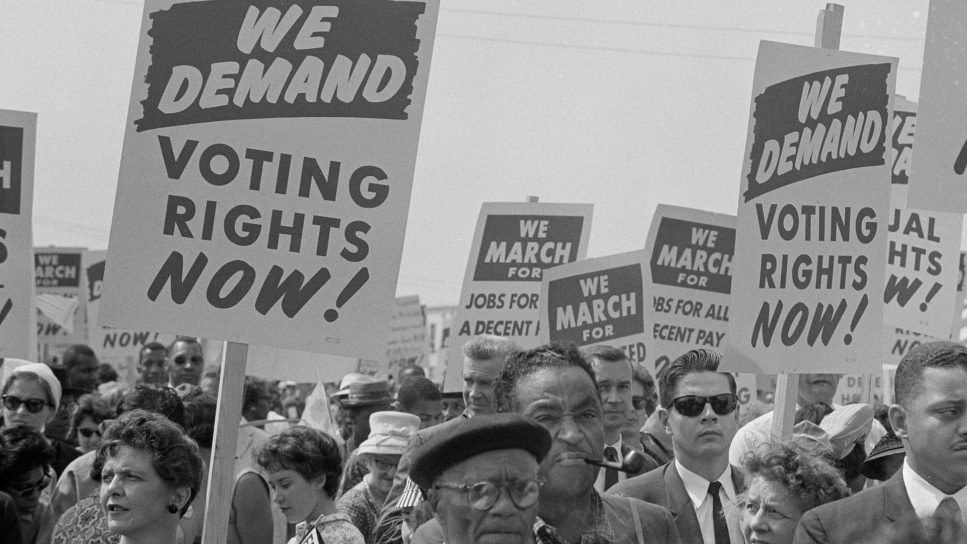 Fact Check: Do you have to be a citizen to vote in the USA ?