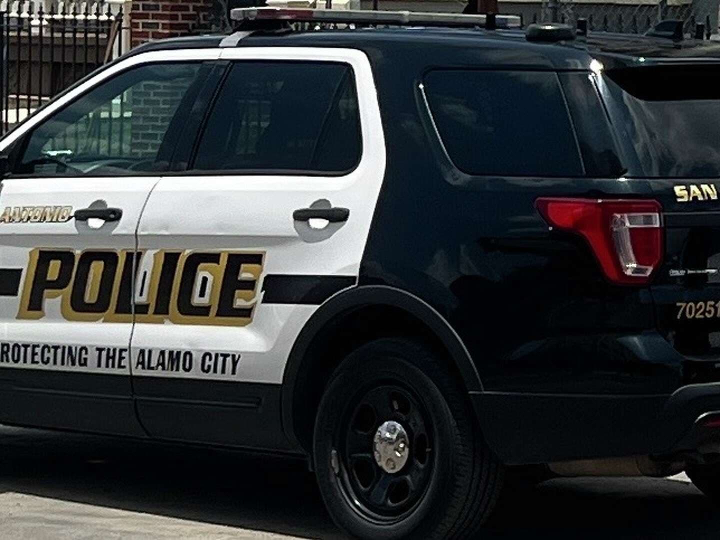 Fact Check: The San Antonio Police Department investigates homicide cases.