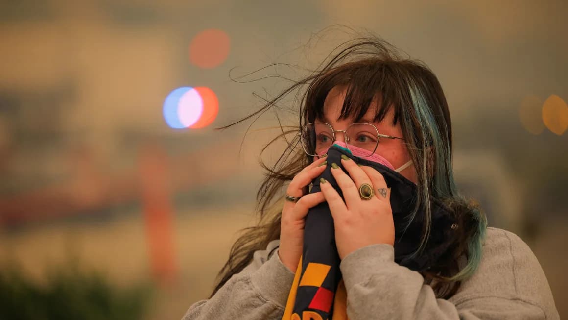 Fact Check: Wildfires can lead to significant air pollution and health risks.