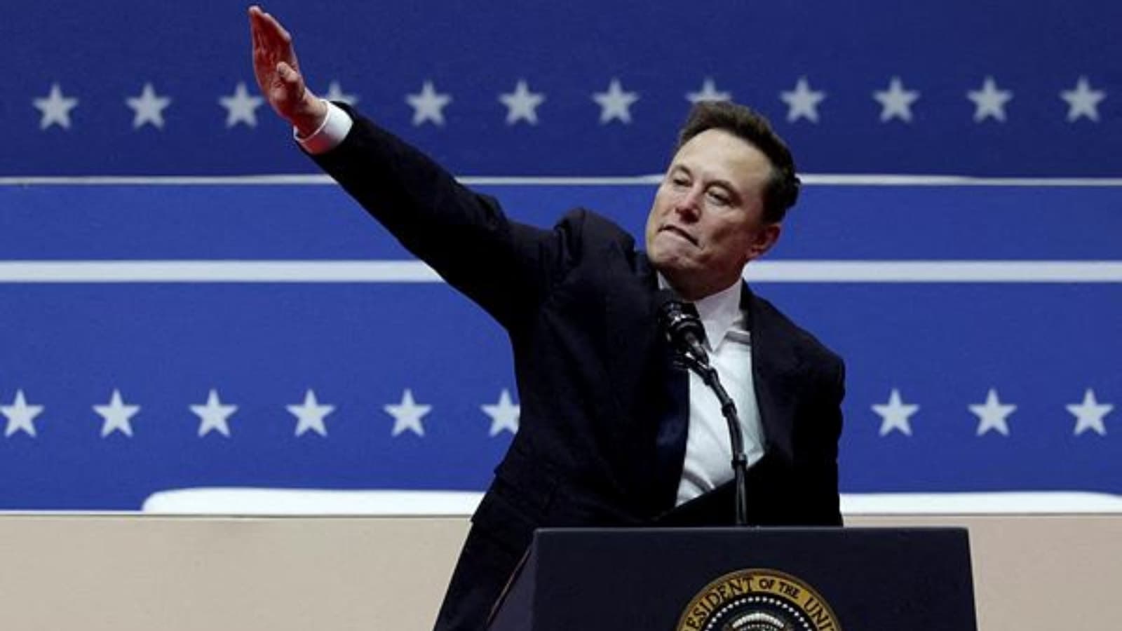 Fact Check: Elon Musk did a Nazi salute. 