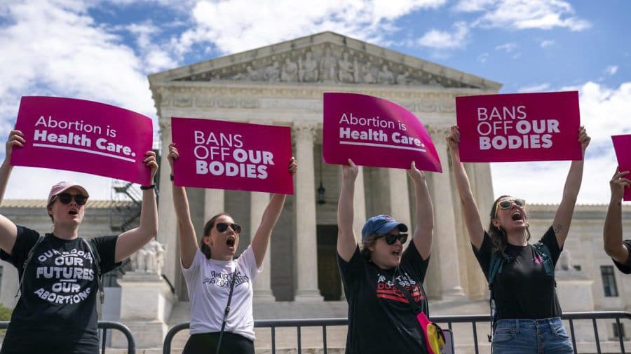 Fact Check: Only doctors may perform abortions in Wisconsin.