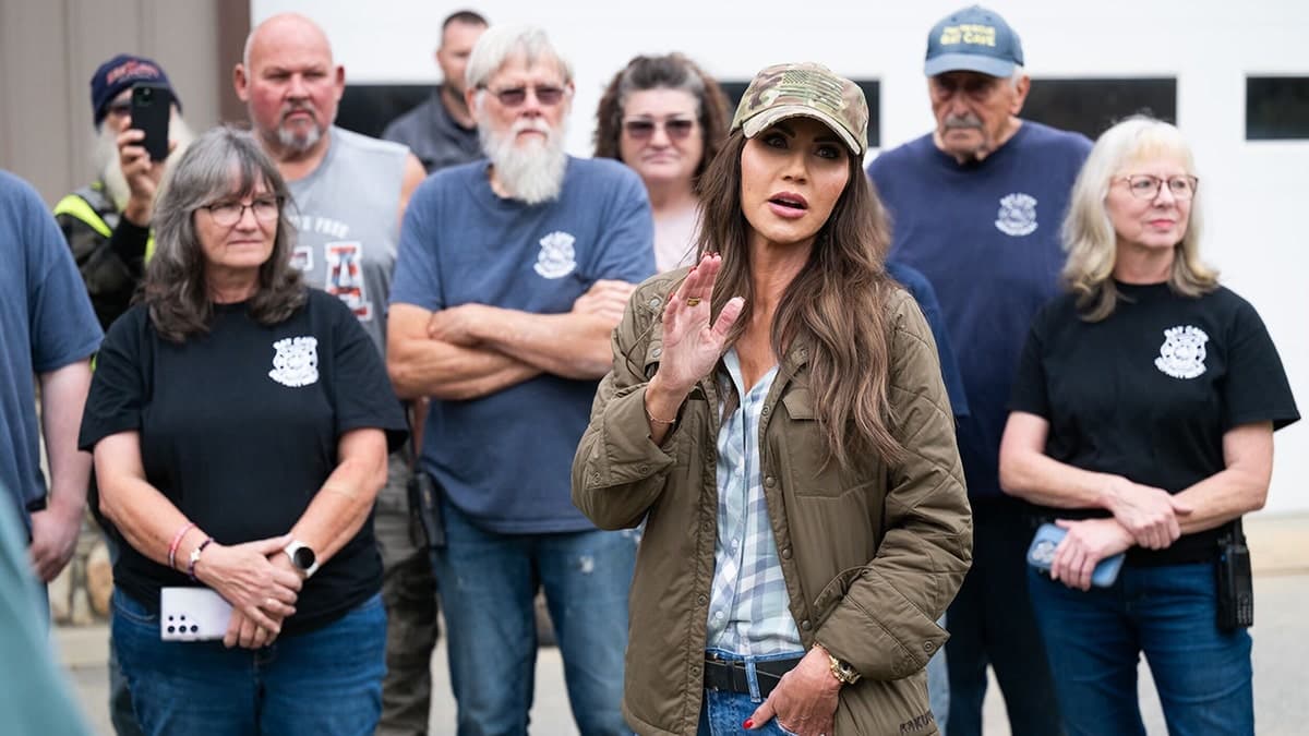 Fact Check: Was kristi noems purse stolen last weekend