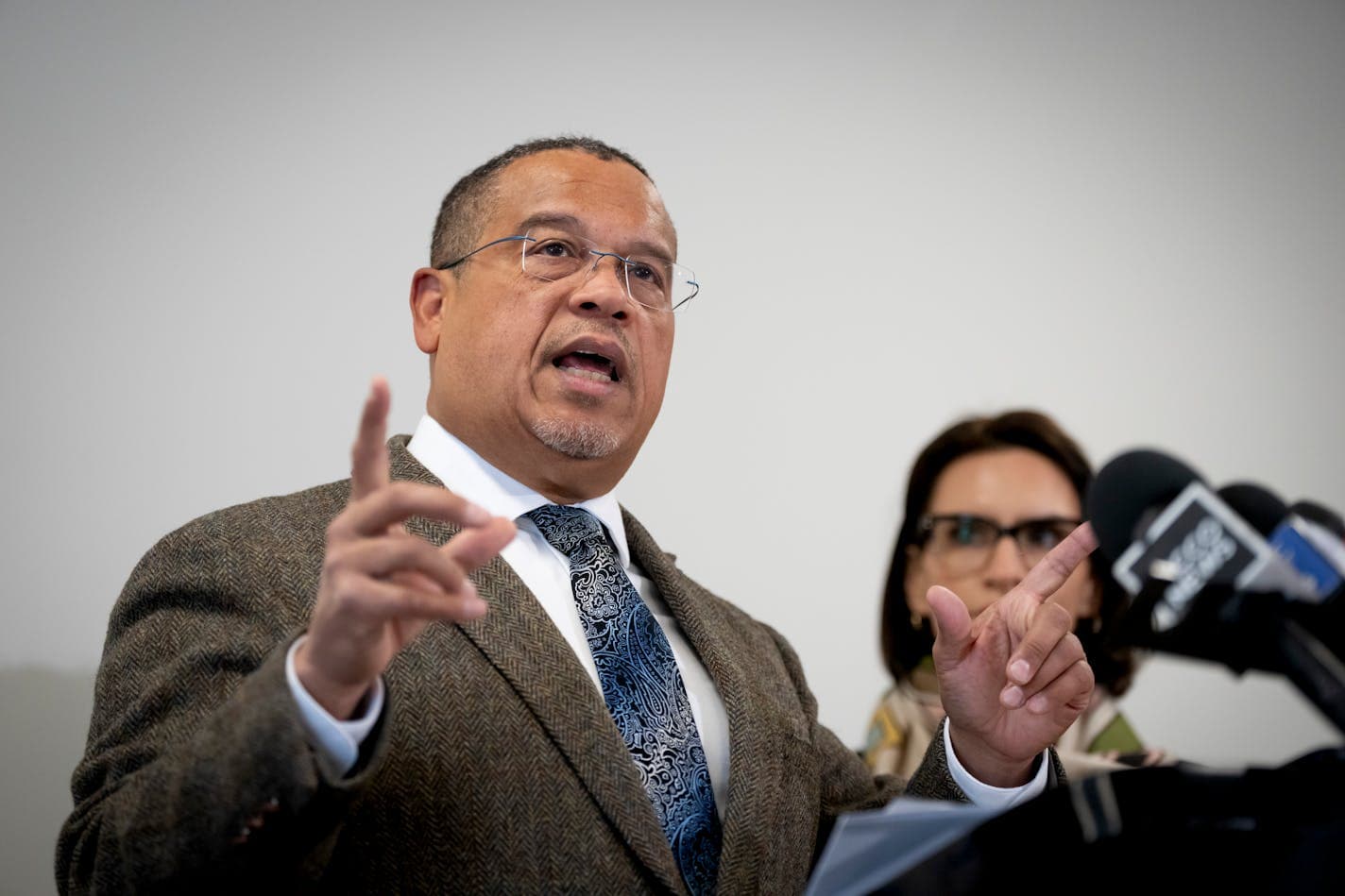 Fact Check: Local law enforcement can face civil liability for holding ICE detainees.