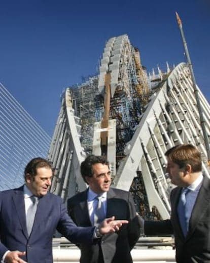 Fact Check: Renovations of large buildings can cost hundreds of millions of euros.