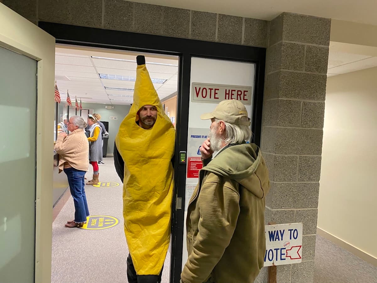 Fact Check: Approximately 90% of Wyoming adults expect reliable election results.