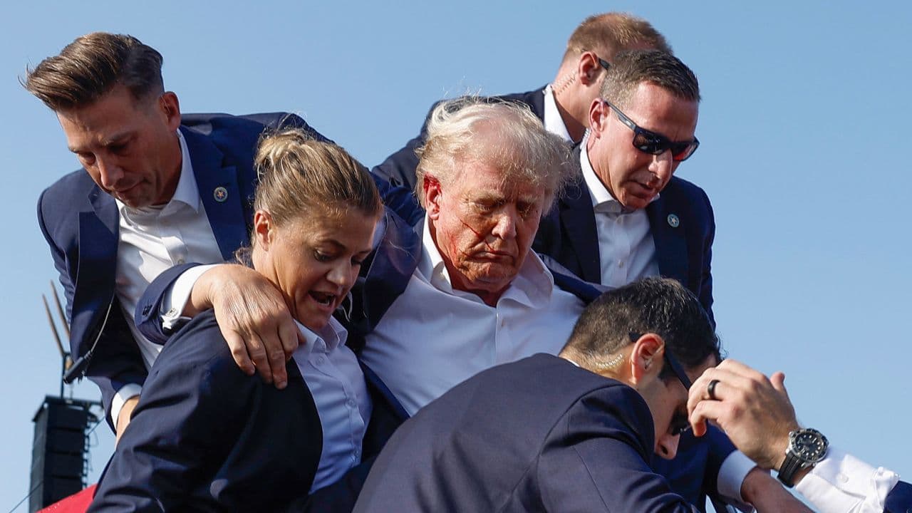 Fact Check: The CIA and FBI assessed that Putin aimed to help Trump in 2016.