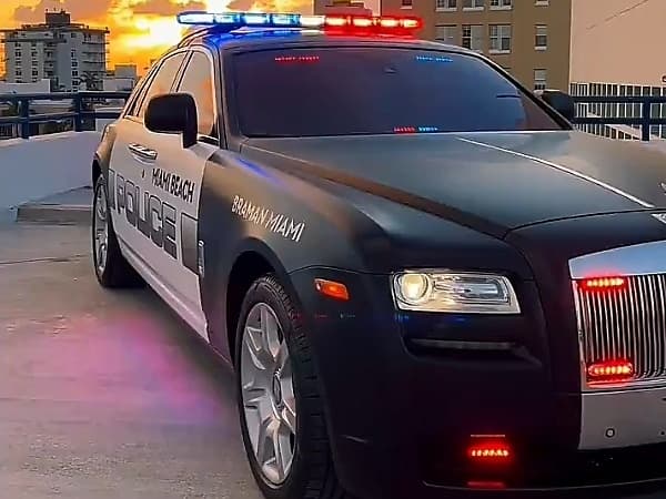 Fact Check: MIAMI BEACH POLICE ADDED A ROLLS-ROYCE GHOST TO THEIR FLEET.