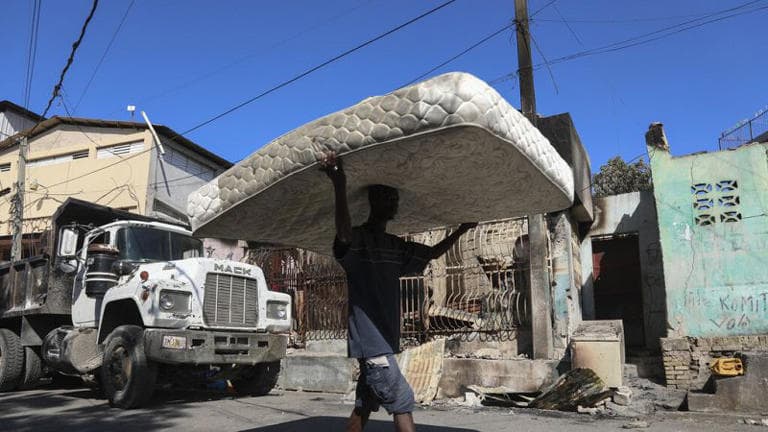 Fact Check: Gang violence has displaced 1.3 million people across Haiti.