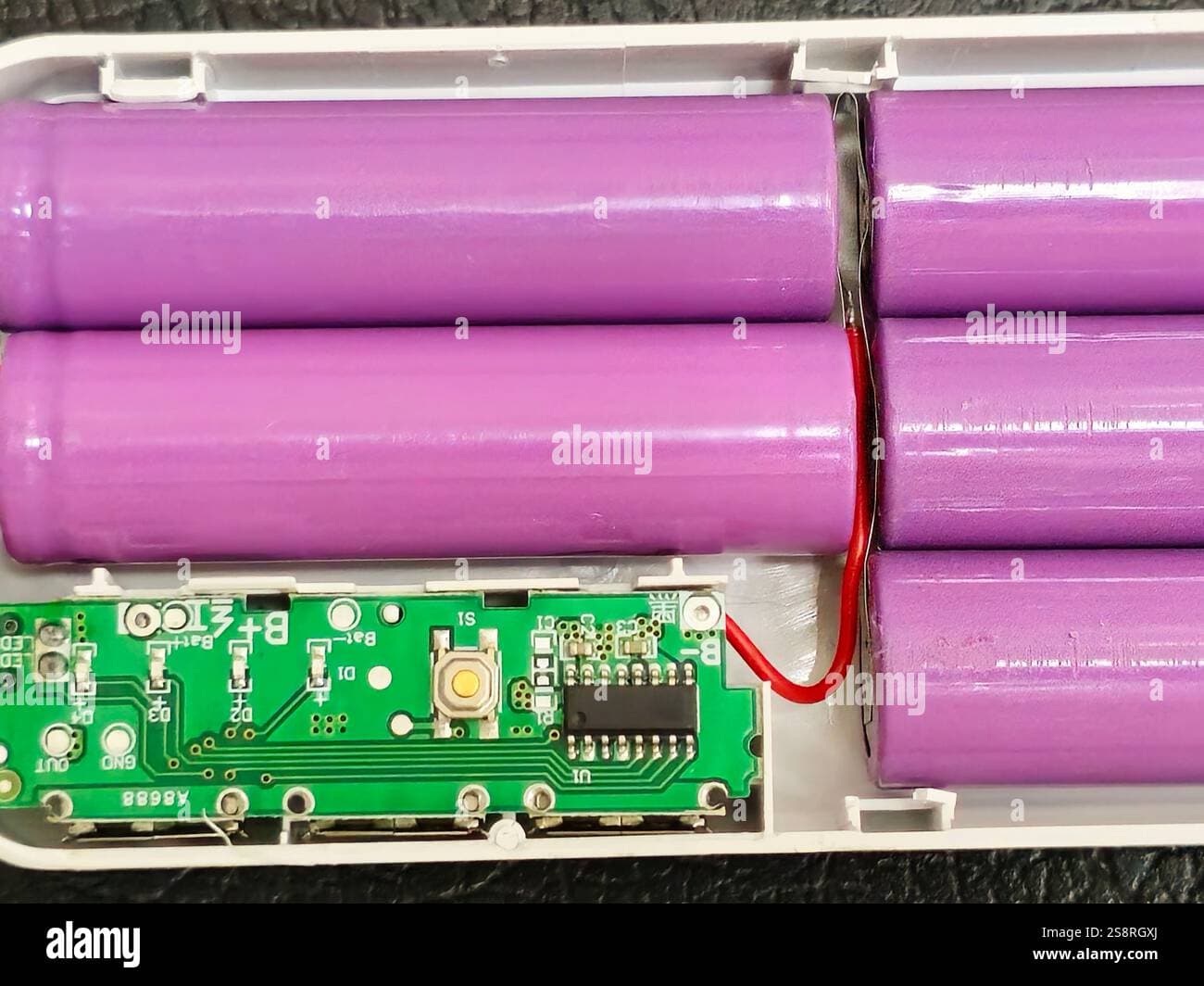 Fact Check: Lithium-ion batteries are commonly used in electronic devices.