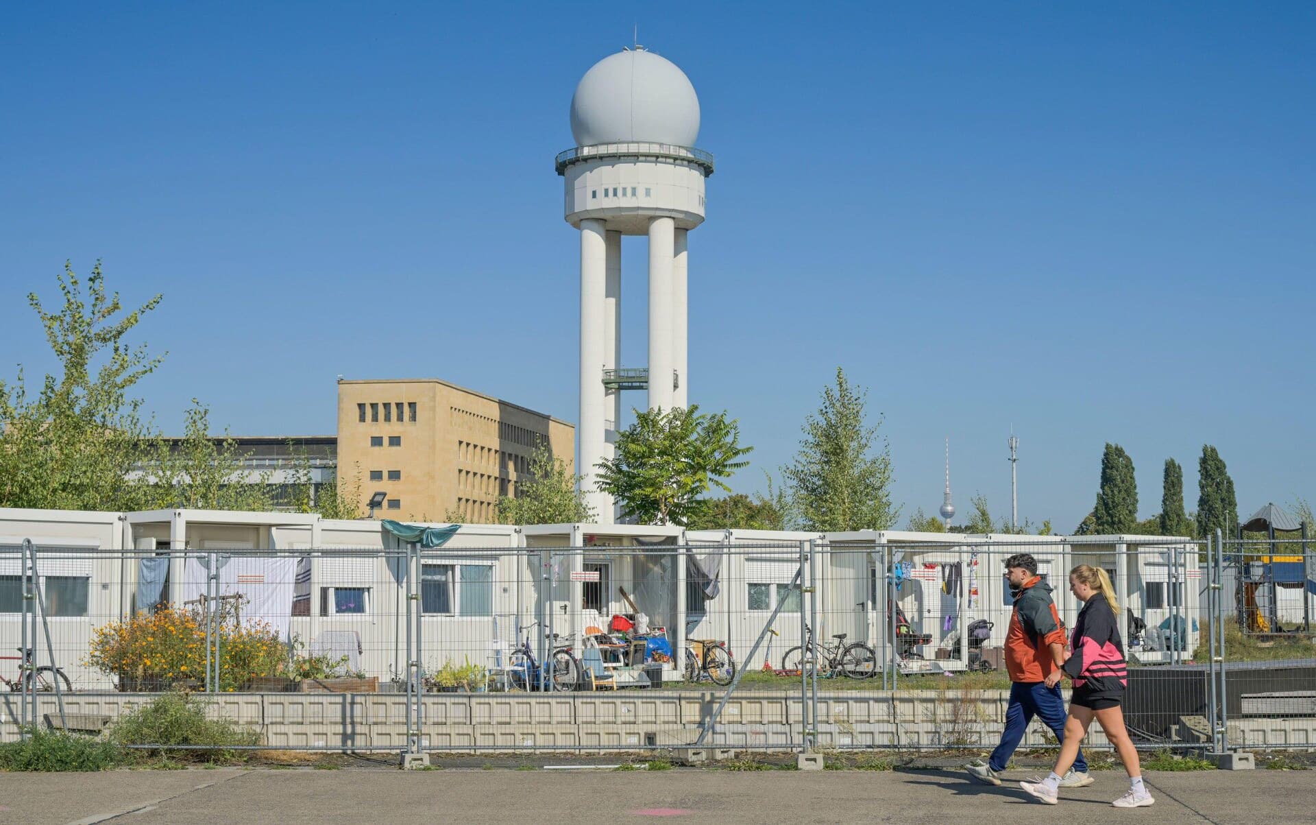 Fact Check: Asylum seekers may be detained while their cases are processed.