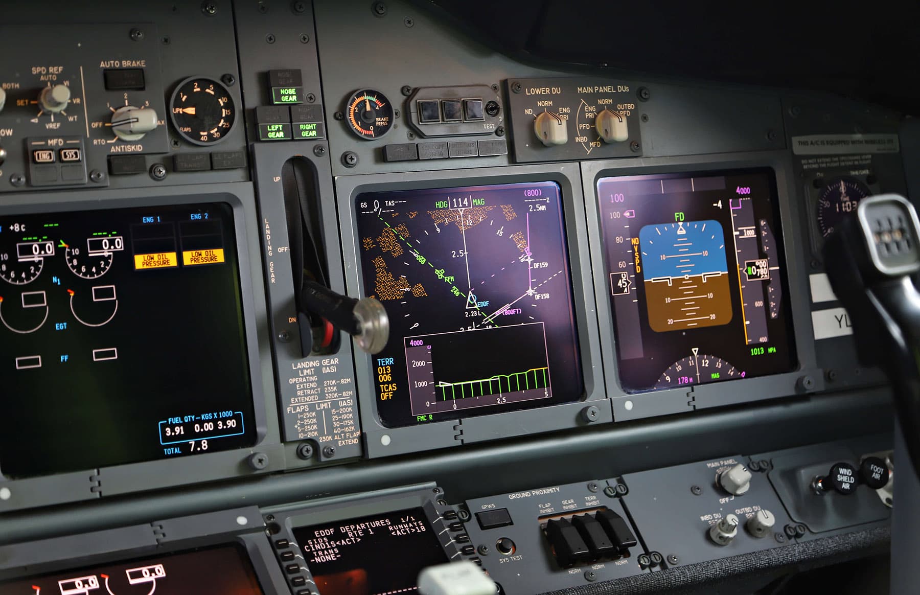Fact Check: NAV Canada provides air traffic control operations to Canadian airports.