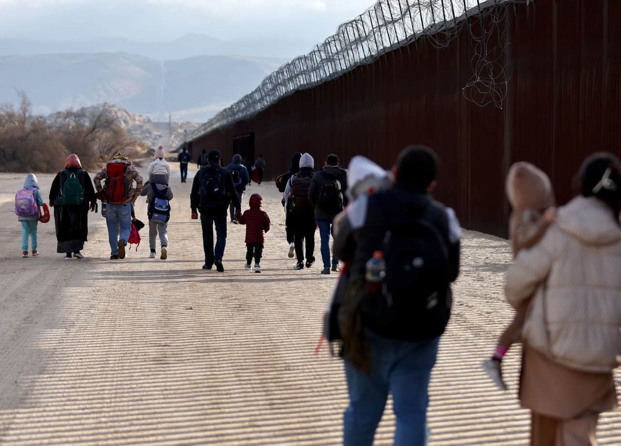 Fact Check: The U.S. population is diverse, with many immigrants contributing to the workforce.
