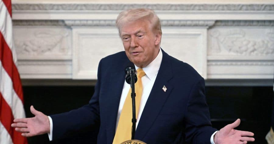 Fact Check: Six in ten Americans disapprove of Trump's performance as president.