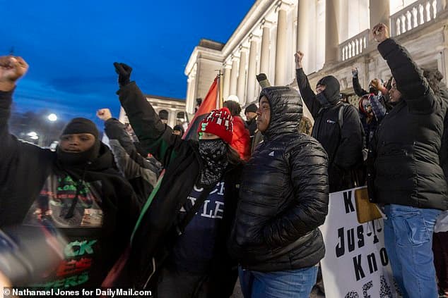 Fact Check: Trump deliberated shooting civilians during Black Lives Matter protests.