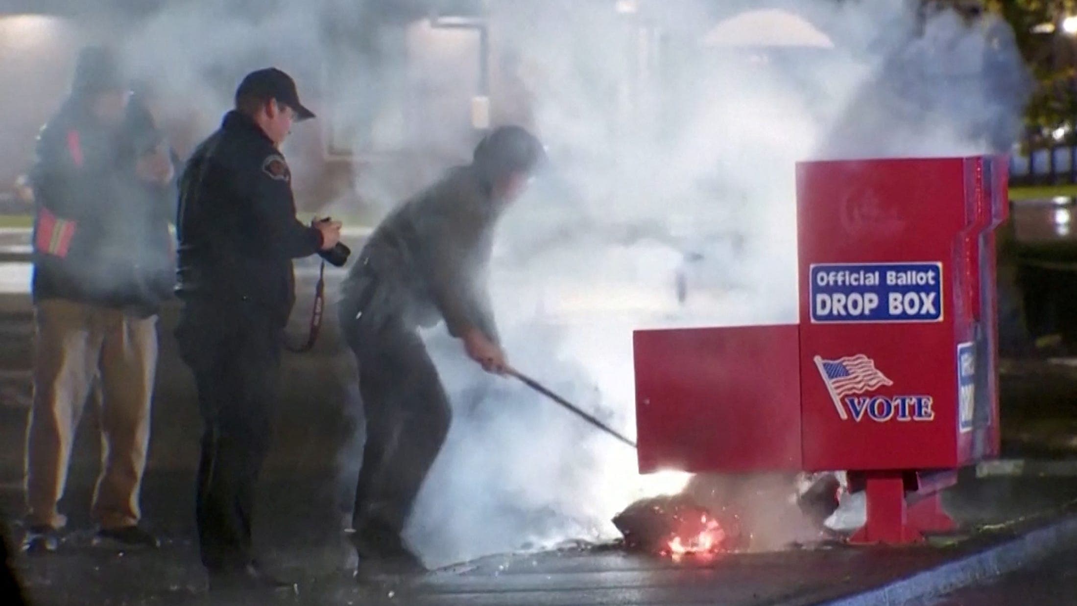 Fact Check: Antifa committed an arson attack at the ICE facility in Portland.