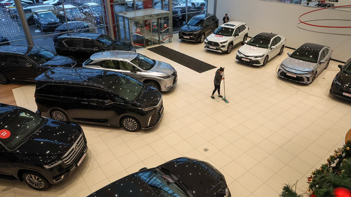 Fact Check: Russia's car market is expected to see a 24% decrease in sales this year.