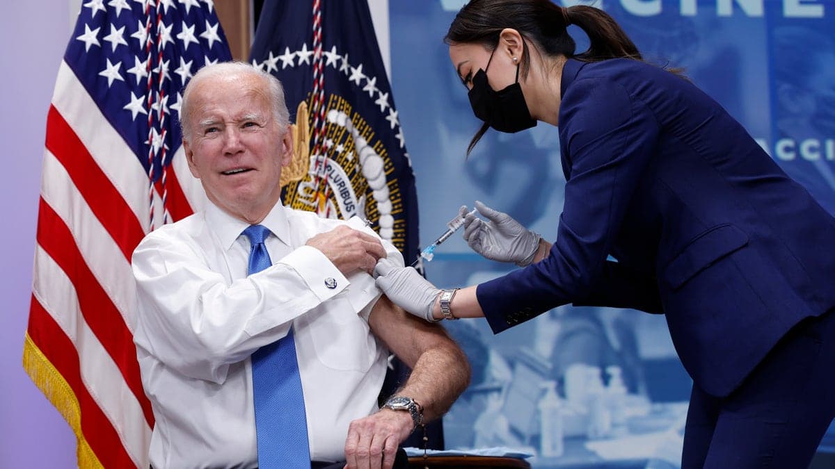 Fact Check: People who distrust local institutions were less likely to vaccine against covid 19 than average