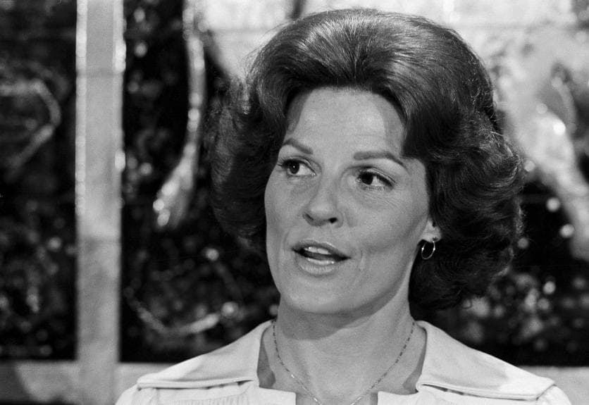 Fact Check: Did Anita Bryant opposed the gay and lesbian rights by framing the protection of social order and traditional family model during her campaign in 1977 ?