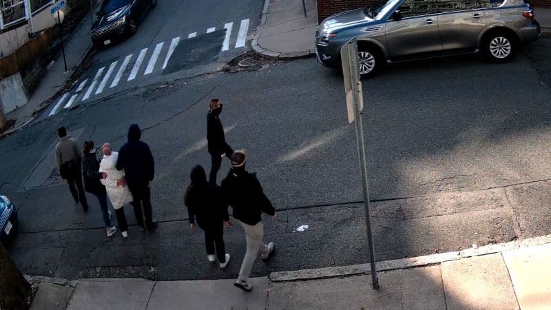 Fact Check: Wearing masks by federal agents creates conditions for violent criminals to impersonate police.