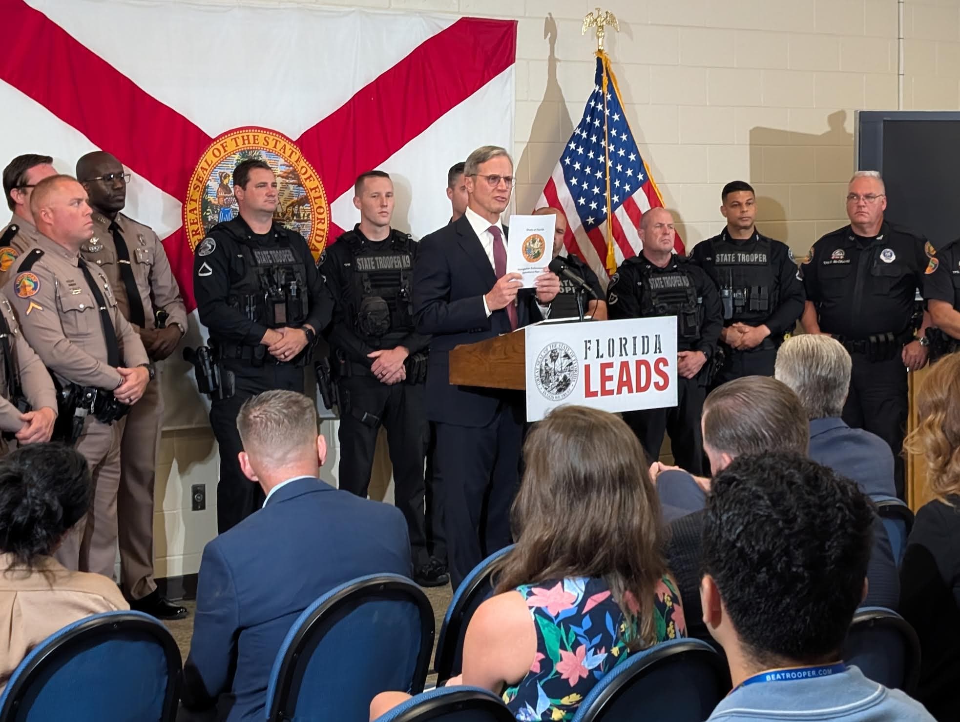 Fact Check: Florida's Senate Bill 4C makes re-entering the state a felony for undocumented migrants.