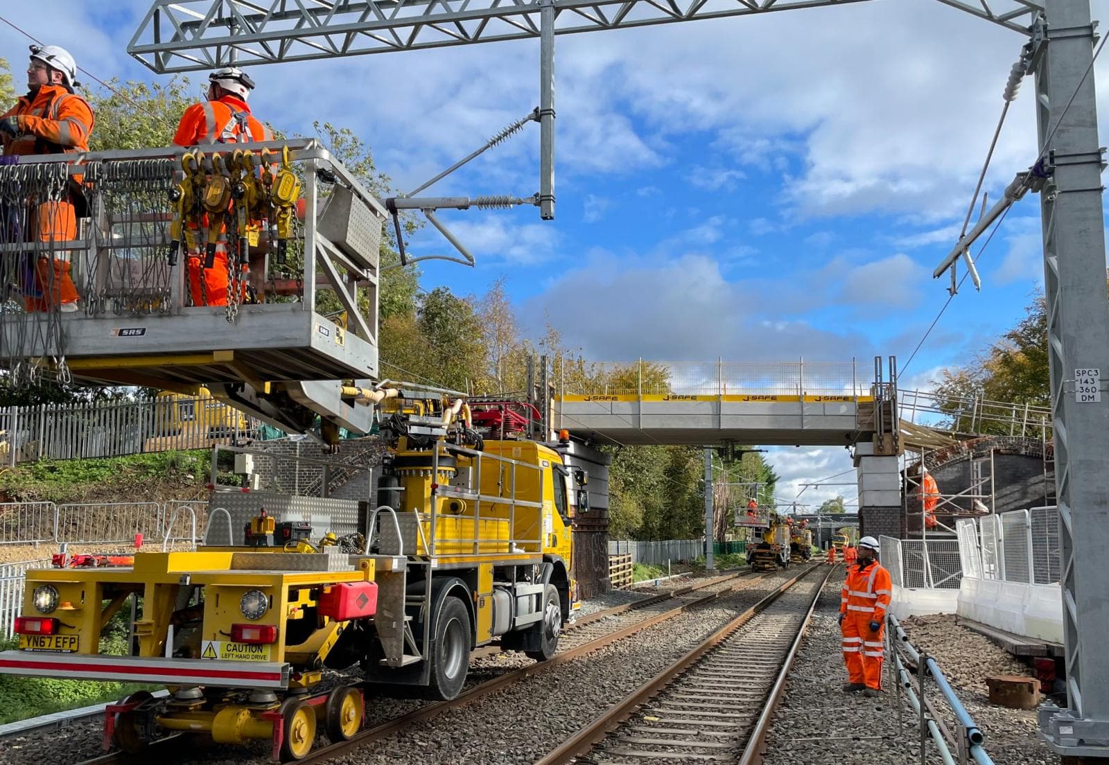 Fact Check: Electrification of the Midland Main Line is paused due to existing train costs.