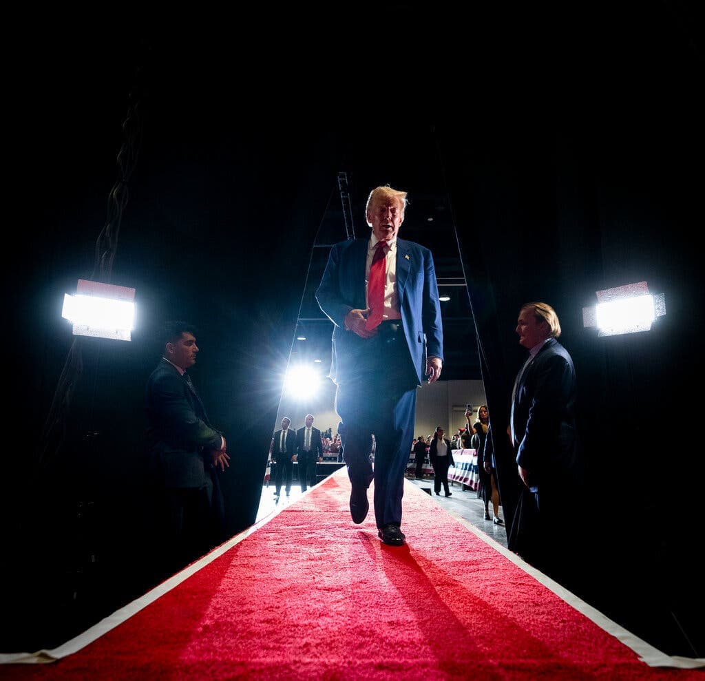 Fact Check: Donald Trump is showing signs of severe cognitive decline.